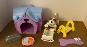 G4457 Mattel Doggie Daycare Nursery Playset Honey Baby Accessories Incomplete
