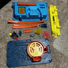 Gvg11 Mattel Hot Wheels Track Builder Unlimited Rapid Launch Box Stunt And Storage Set