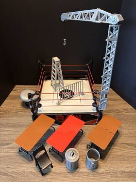 Mattel Gxv80 2020 Wwe Monday Night Raw Wrestling Ring With Sound Flex Ropes And Extras