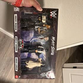 Mattel Tm-1963 Wwe Playset Erick Rowan Uncle Howdy Nikki Cross 3 Figures