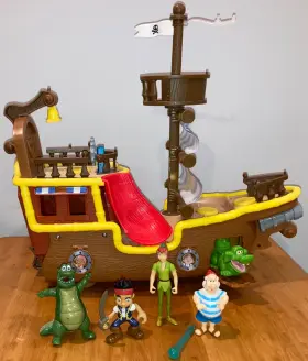W5269 Mattel Working Complete Disneys Jake And The Neverland Pirates Bucky Ship With Figures