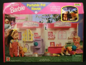 24928 Mattle 026676677100 Folding Pretty Barbie Portable Pet House Complete Play Set 67710