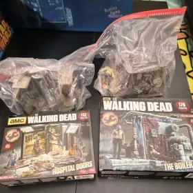 14552a Mcfarlane The Walking Dead Hospital Doors And Boiler Room Playsets Complete Sets