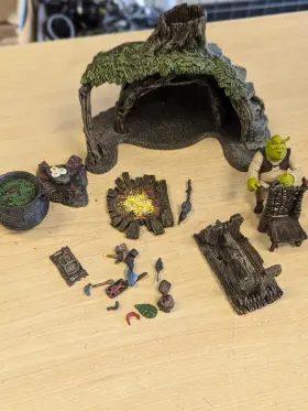 20203-8 Mcfarlane Toys Shrek Toy Shreks Swamp House With Accessories