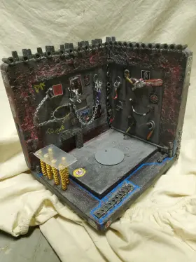 Cpcs01161 Mcfarlane Toys Torture Room With Weapons And Tools Racks 1/12 Scale Action Figure Posing Diorama