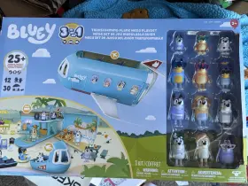 54368757 Mega Bluey 3-in-1 Transforming Plane Set Ultimate Family Trip Playset 42pc New