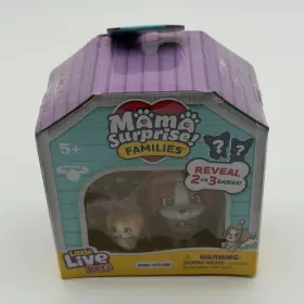 26811 Moose Little Live Pets Beagle Family Mini House Playset With Toy Babies