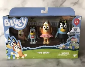 17340 Moose Enterprise Bluey The Show 4 Figure Pack Showtime Bingo Chilli Bandit New Sealed