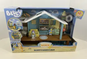 Moose Enterprise 630996175514 Blueys Beach Cabin Playset New In Box