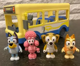 Moose Enterprise 630996175637 Blueys School Adventure Bus With Coco Bingo Honey 4 Figures Ludo Studios