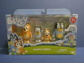 Moose Enterprise 630996175705 New Unopened Toys Bluey Inch And Family Poseable Toy Figures Set Of 4