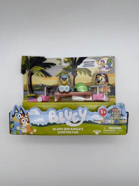Moose Toys 17106 Bluey And Bingo Scooter Fun Playset Figures With Helmet