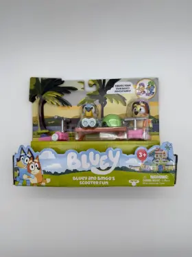 17106 Moose Toys Bluey And Bingo Scooter Fun Playset Figures With Helmet
