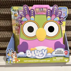F229094 Moose Toys Bluey Chattermax Muffin Carrying Case Playset 4 Figures Accessories