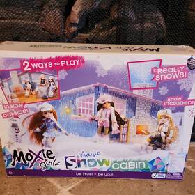 Moxie Girlz 399421 Magic Snow Cabin Playset With Dolls Boxed Fantasy Cartoon Theme