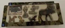 New-ray 093577760033 Toys Wild Hunting 2 Figures3 Dogs 1 Moose Ages 3 In Box