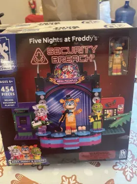 Phatmojo 810087212001 Five Nights At Freddys Security Breach Mega Pizzaplex 454 Pcs Playset New Usa