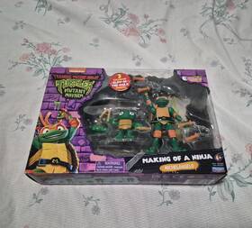 Playmates 83580 Tmnt Mutant Mayhem Making Of A Ninja Michelangelo Playset Glow