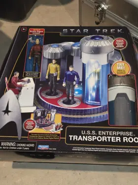 61102 Playmates Toys Star Trek U.s.s. Enterprise Transporter Room Playset Scotty
