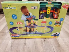 Playskool 653569765301 Rare Sesame Street Come Ftn Race Speedway Lights And Sounds Toys R Us Exclusive Nib