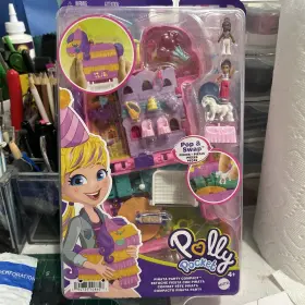 Polly Pocket 194735108657 Mini Toys Pi Ata Party Compact Playset With 2 Micro Dolls Age 4