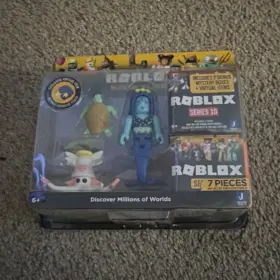 10742 Roblox Series 10 Mermaid 7-piece Collectors Edition Playset Figures