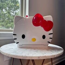 Sanrio Kt5221 Hello Kitty Collector S Case And Playset With Accessories