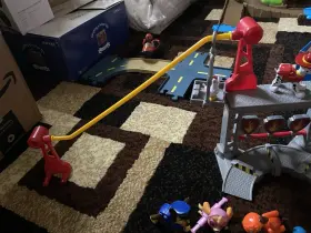 09832 Spin Master Paw Patrol Rescue Training Center Action Figure Playset Chickaletta Chase