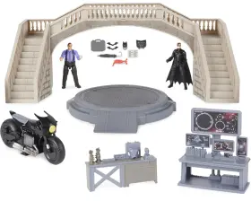 4677 Spin Master Dc Comics Action Figures Batman Batcave Playset Penguin And Batcycle Set
