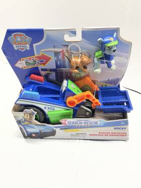 Spin Master 51101vsv Paw Patrol Rocky Search And Rescue Recycler Vehicle Figure