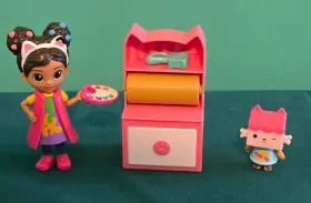 6060476 Spin Master Netflix Gabbys Dollhouse Art Studio Playset Kids Toy 4 Inch Figure
