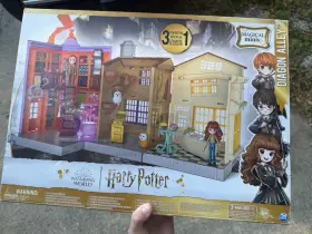 6064933 Spin Master Harry Potter Magical Minis 3-in-1 Diagon Alley Playset