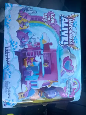 6067631 Spin Master Hatchimals Alive Hatchi-nursery Playset Toy With 4 Mini Figures Eggs 18 Pieces