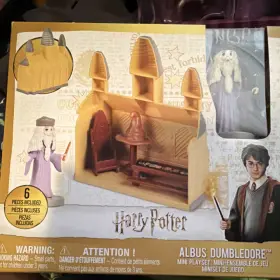 60714622 Spin Master Harry Potter Albus Dumbledore Mini Playset 6 Piece Boxed Licensed