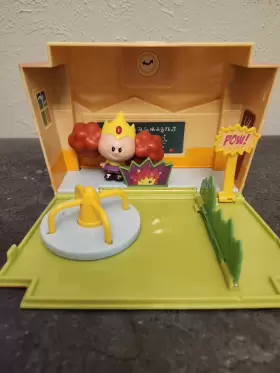 Spin Master 778988230404 Powerpuff Girls Princess Morbucks School Yard Scramble Playset
