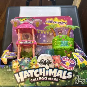 Spin Master 778988540657 Hatchimals Colleggtibles Inch Tropical Party Playset New Unopened Lights And Sounds