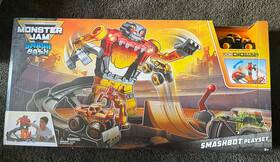 Spin Master B00db1l59u Monster Jam Playset Smash And Bash Truck New In Box