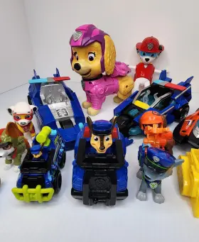 Paw4504al Spin Master Paw Patrol Figures Chase Marshall Skye Vehicles Accutime Watch Lot