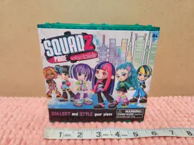 Squadz Place 850225008127 Tokyo Trends Mystery Figure Toy Set With Accessories And Container
