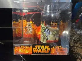 Star Wars 076930321560 Hasbro Empire Strikes Back Yoda Collectors Cup And Figure 2005 New Mint