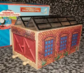 Thomas & Friends 753851993181 And The Works Engine Repair Shop Wooden Railway Train Track Vintage