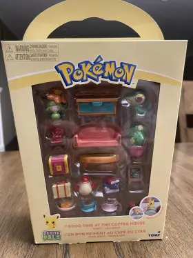 Tomy 053941198107 Pokemon Petite Pals Lets Go To The Beach Playset Piplup And Glaceon New Us Seller