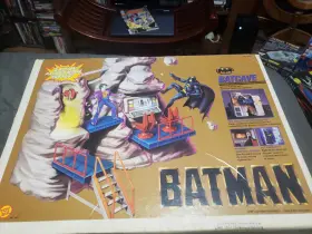 4417 Toy Biz Batman Batcave Playset Vintage 1989 Rotating Monitor Elevator Jail Door
