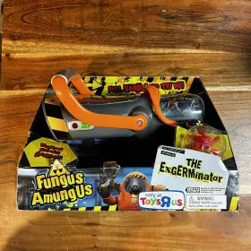 225511 Toys R Us Fungus Amungus Exgerminator Exclusive Funguy Included Playset Weapon