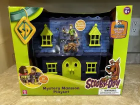 Warner Bros. 029736035228 Mystery Mates Scooby-doo Mansion Playset With Scooby And Shaggy Figures