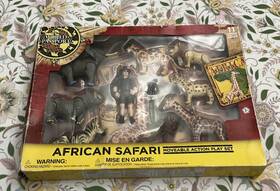 World Passport 092389104516 African Safari Moveable Action Play Set Missing Sword 10 Pieces