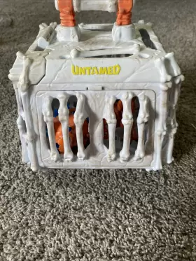 3958 Wowwee Fingerlings Untamed With Cage