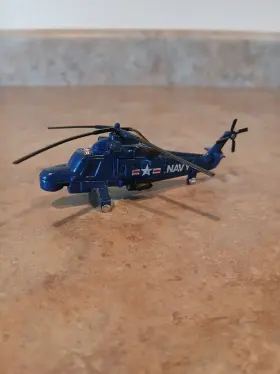 Ysh-2e Ze 015708 Aircraft Carrier Navy Blue Die Cast Helicopter A147 Lamps