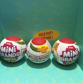 Zuru 193052079695 Mini Brands Create Christmas Holiday 2025 - Krispy Kreme Complete Set Of 3