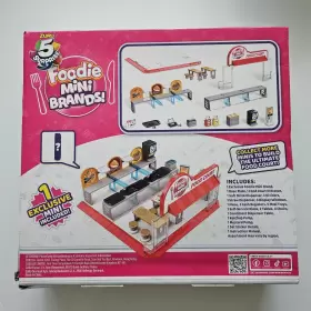 77263 Zuru Foodie Mini Brands Food Court Playset 1 Excl And 7 More Used Missing 2 Pieces